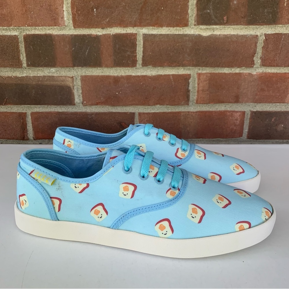 Cute To The Core Toast Print Lace Up Sneakers Women’s US 10 M
